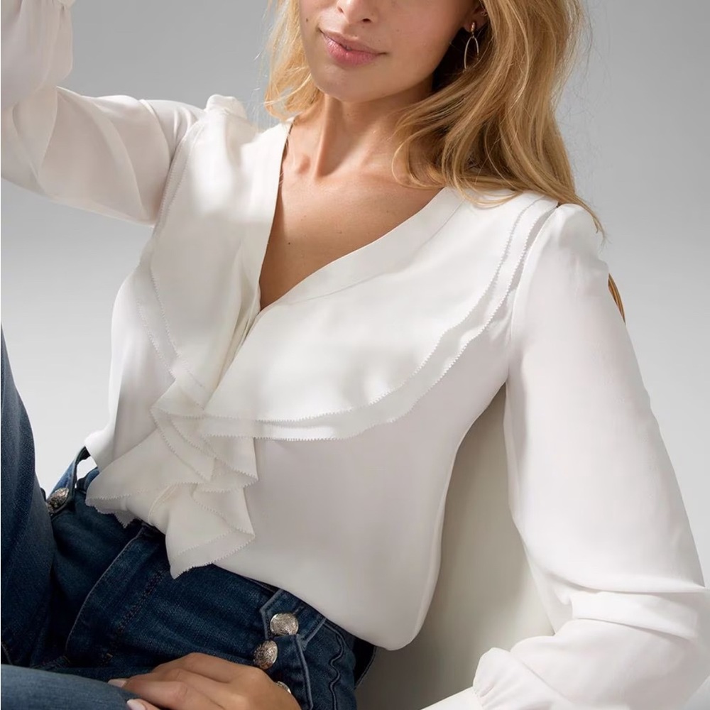 White House Black Market Ruffle Front Blose Top Small